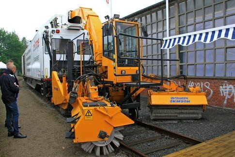 RACA-Schneeräummaschine Snow Removal 700